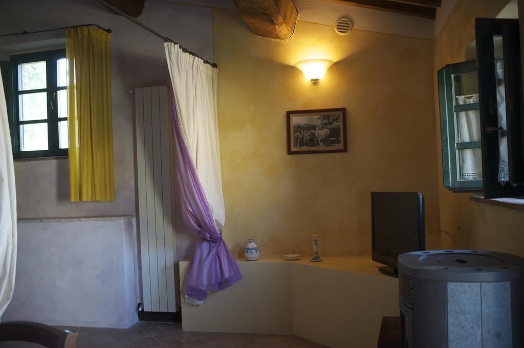 Agriturismo Erta Villa Casole d'Elsa Luaran gambar